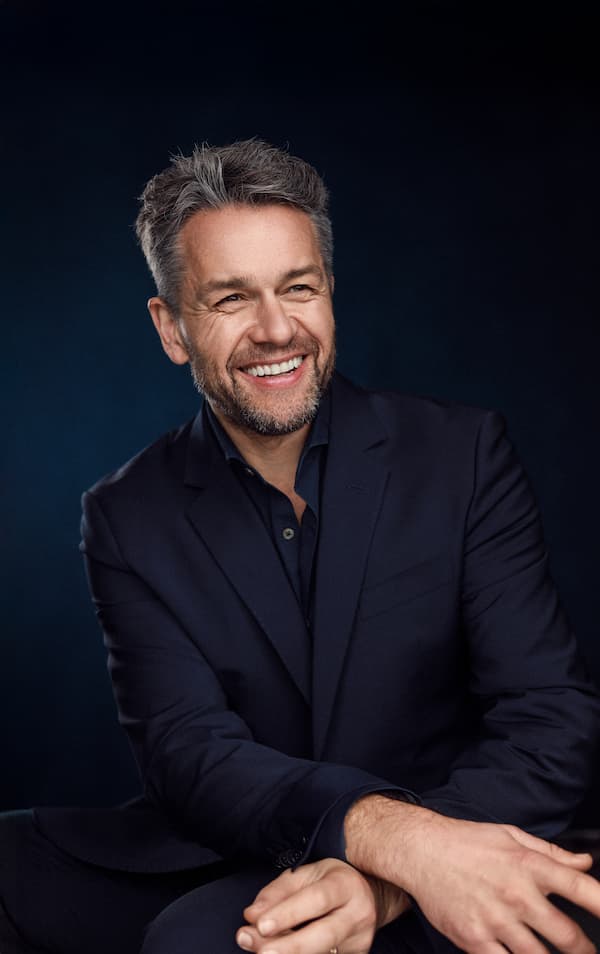 Julian Ovenden