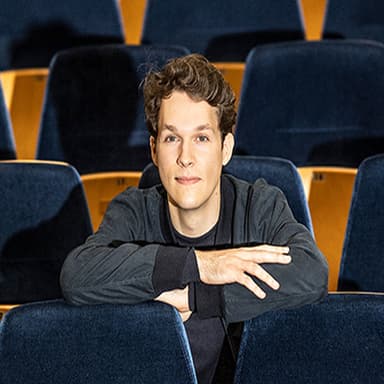 Hero image for London Philharmonic Orchestra: The Firebird