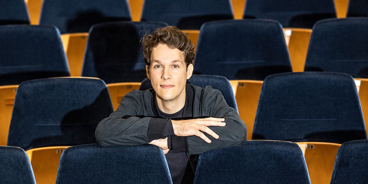 Hero image for London Philharmonic Orchestra: The Firebird