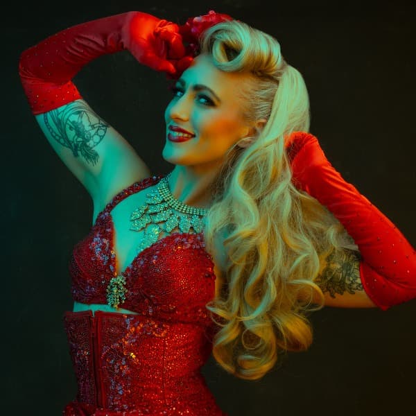 Hundred Watt Club - An Evening Of Burlesque & Vaudeville thumbnail