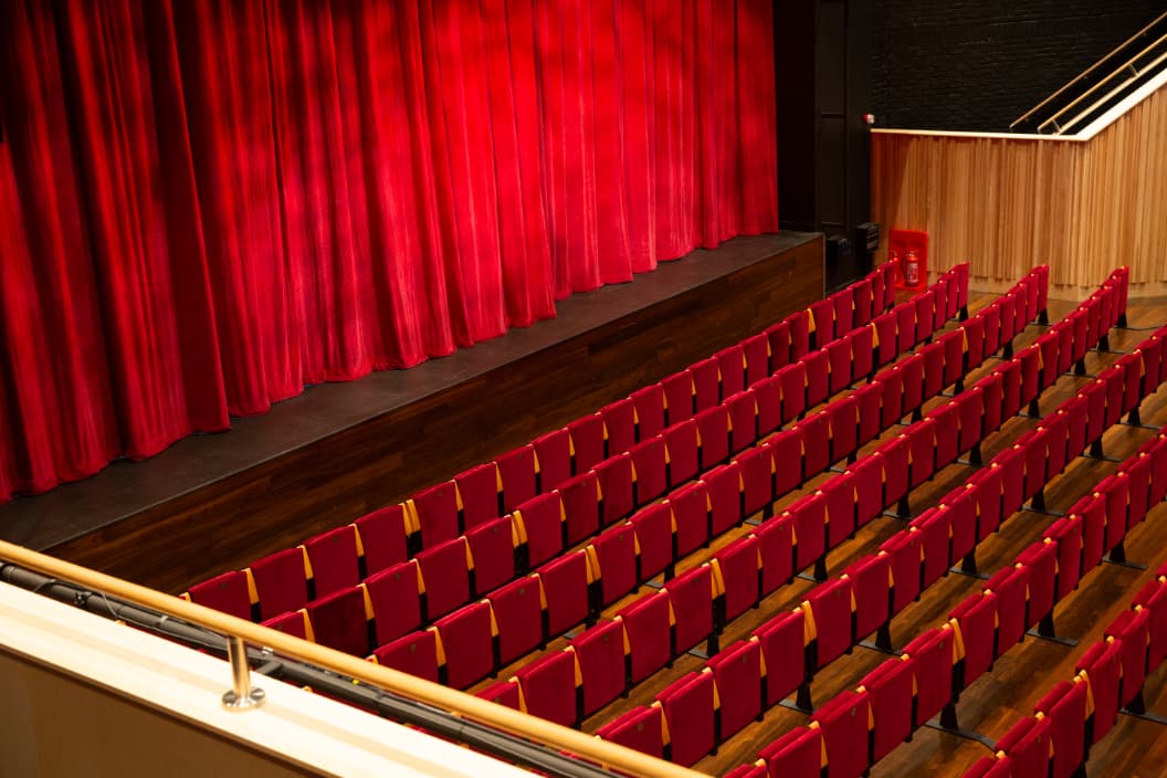 Fareham Auditorium Enscape - 304x350