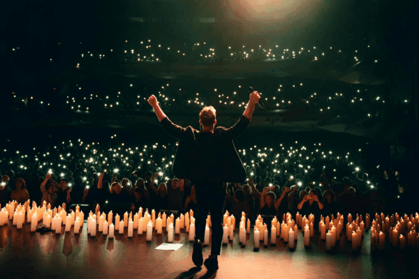 Image preview for Christmas By Candlelight