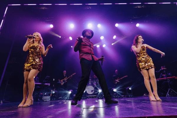 Image preview for Luther Live & Velvet Voices