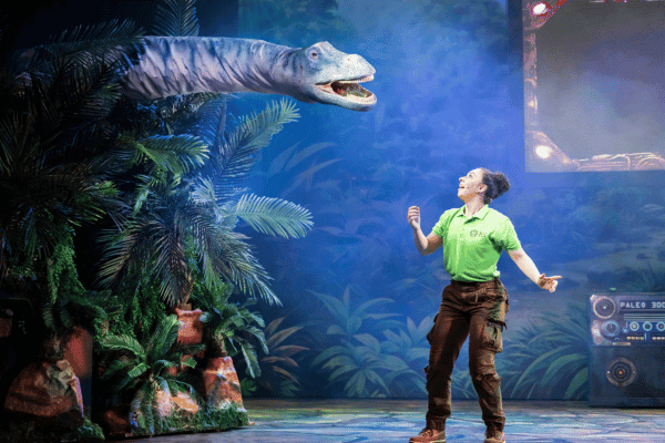 Image preview for Natural History Museum Presents Dinosaurs Live!