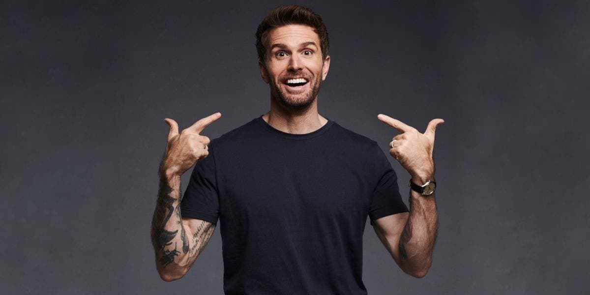 Joel Dommett - Happy Idiot hero