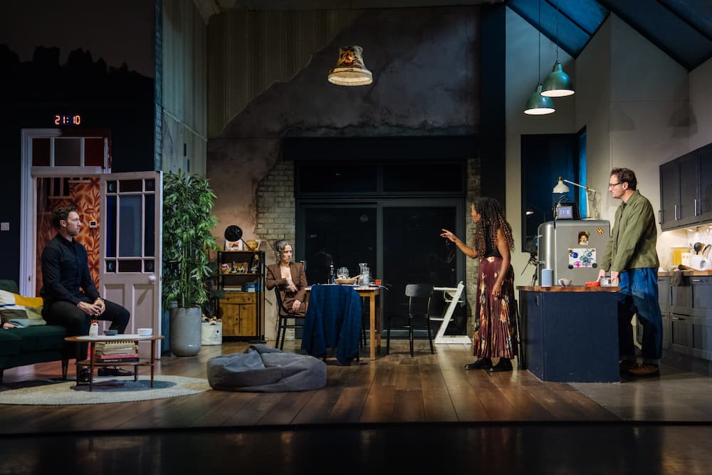 Image preview for 2:22 A Ghost Story