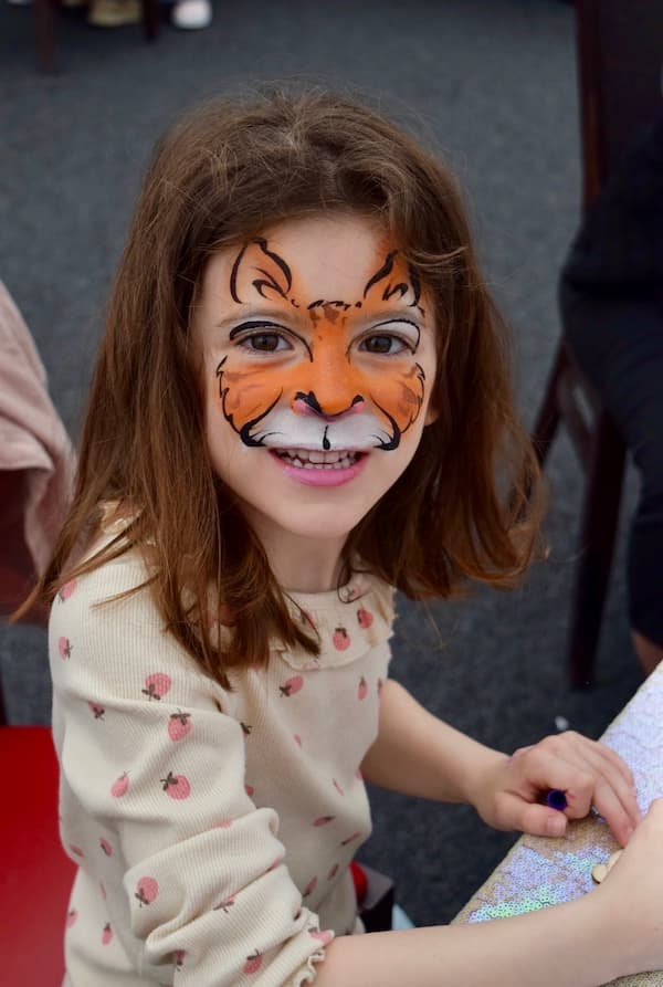 Image preview for Kids Craft Cut Production Shot 4