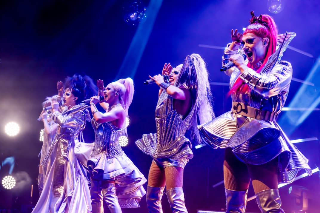 Image preview for Queenz - Drag Me To The Disco!