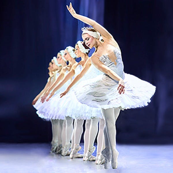 Varna International Ballet & Orchestra: Swan Lake thumbnail