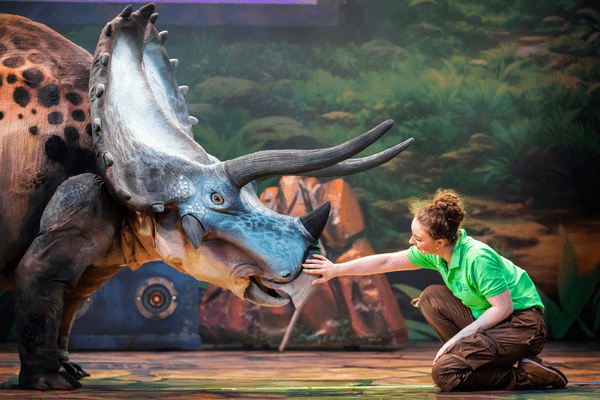 Image preview for Natural History Museum Presents Dinosaurs Live!
